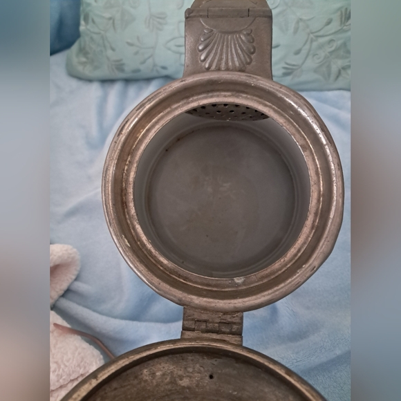 Antique Graniteware Enamel Pewter Coffee Pot Manning Bowman 9 3/4" - Picture 10 of 10